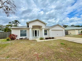 1328 Mandys Court, Melbourne, FL 32934