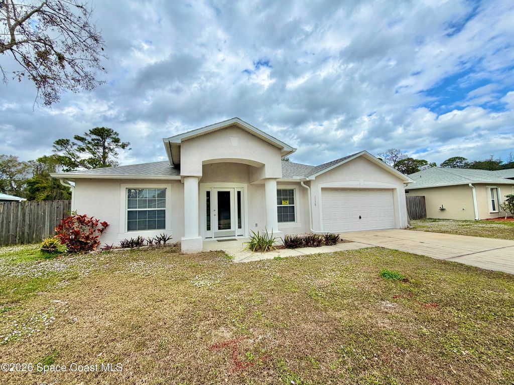1328 Mandys Court, Melbourne, FL 32934