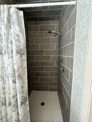 13 Rim Rock, Goldthwaite, TX 76844