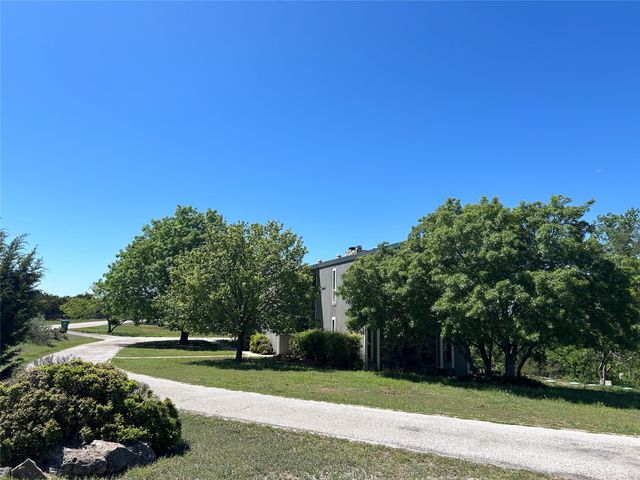 13 Rim Rock, Goldthwaite, TX 76844