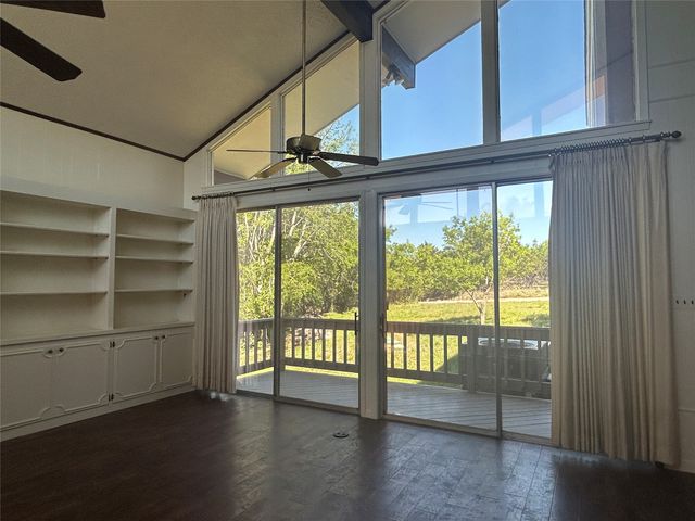 13 Rim Rock, Goldthwaite, TX 76844