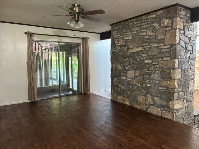 13 Rim Rock, Goldthwaite, TX 76844