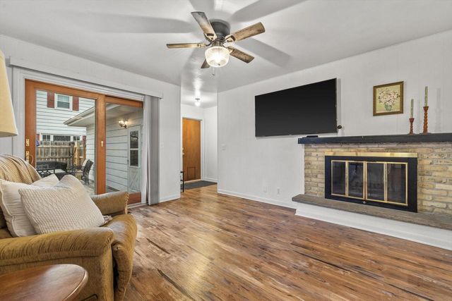 148 Echo LANE, Racine, WI 53406