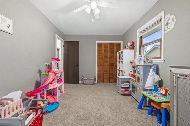 148 Echo LANE, Racine, WI 53406