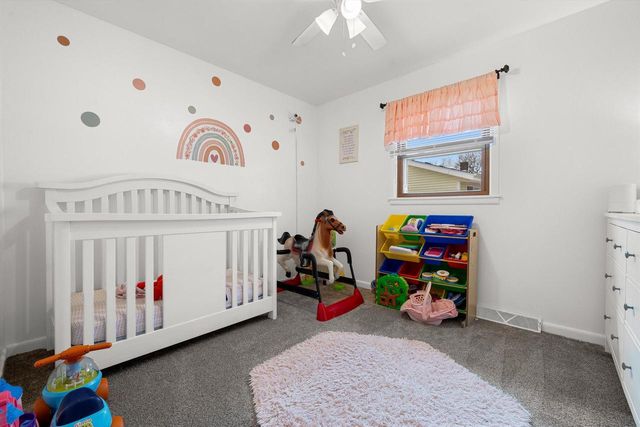 148 Echo LANE, Racine, WI 53406