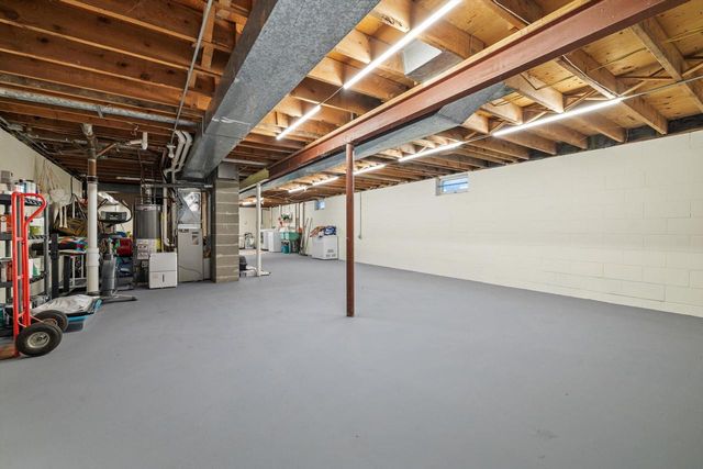 148 Echo LANE, Racine, WI 53406