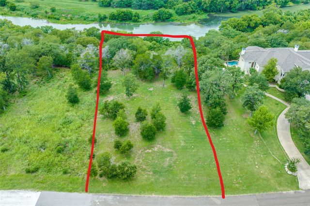 172 Riverwalk LN, Bastrop, TX 78602