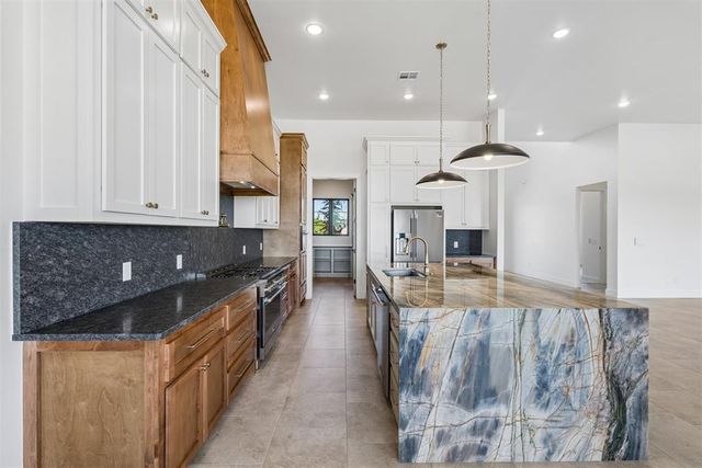 2219 WinterCreek Boulevard, Blanchard, OK 73010