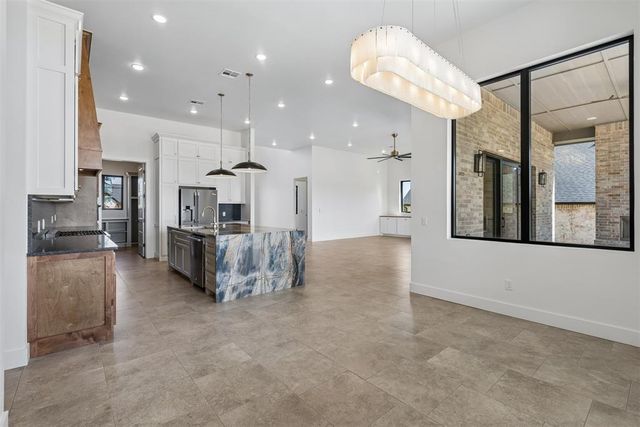 2219 WinterCreek Boulevard, Blanchard, OK 73010