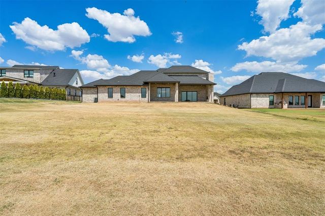 2219 WinterCreek Boulevard, Blanchard, OK 73010
