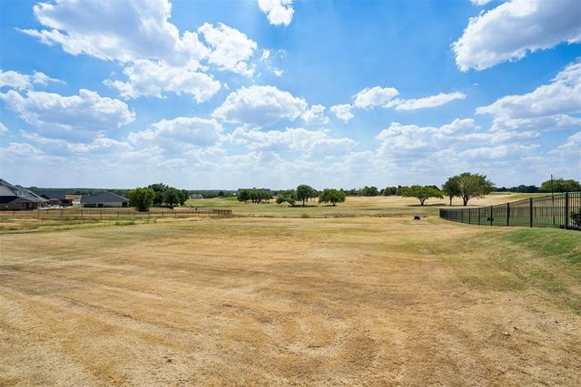 2219 WinterCreek Boulevard, Blanchard, OK 73010