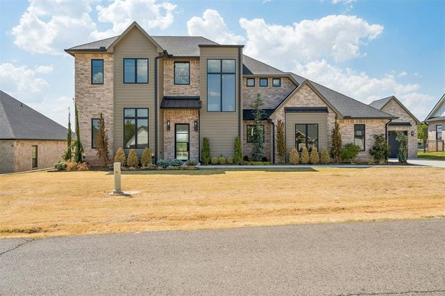 2219 WinterCreek Boulevard, Blanchard, OK 73010