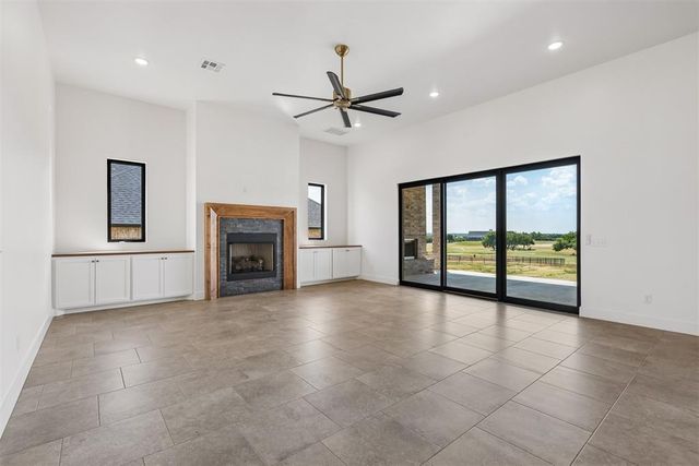 2219 WinterCreek Boulevard, Blanchard, OK 73010