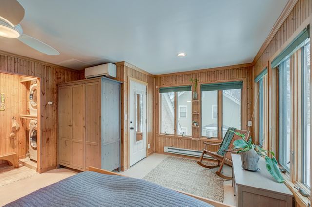 1913 Carroll Avenue, Saint Paul, MN 55104