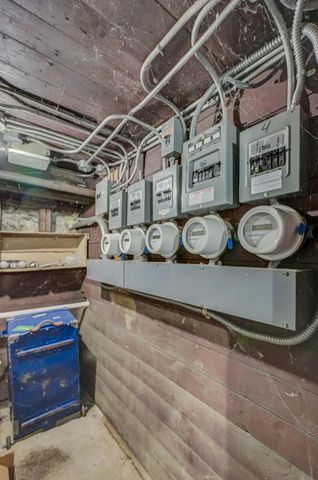 1913 Carroll Avenue, Saint Paul, MN 55104