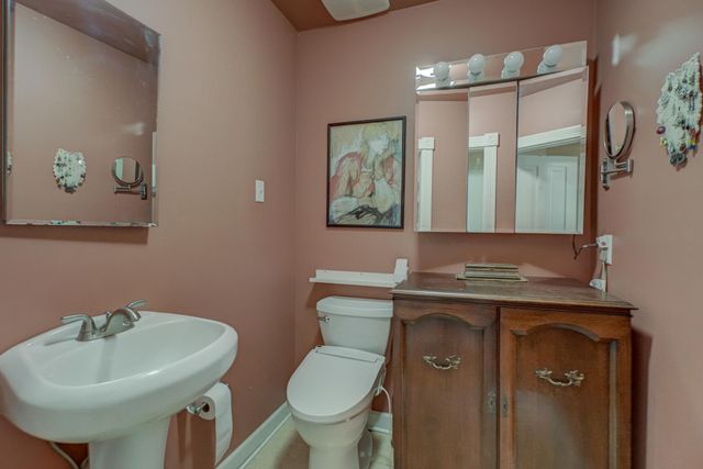 1913 Carroll Avenue, Saint Paul, MN 55104