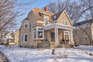 1913 Carroll Avenue, Saint Paul, MN 55104