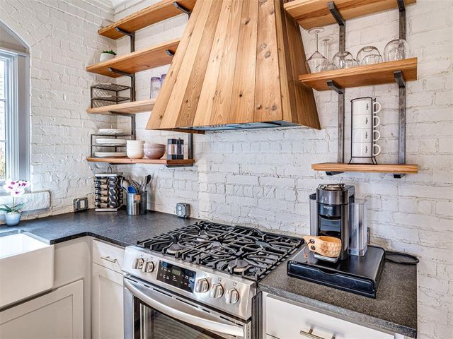 41 Redbud Street C, Carlton Landing, OK 74432