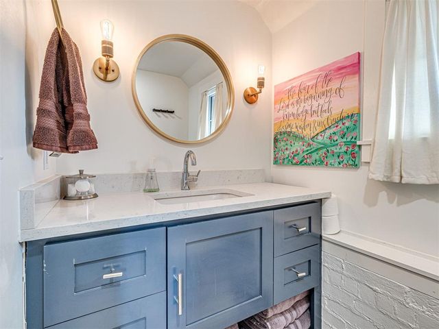 41 Redbud Street C, Carlton Landing, OK 74432