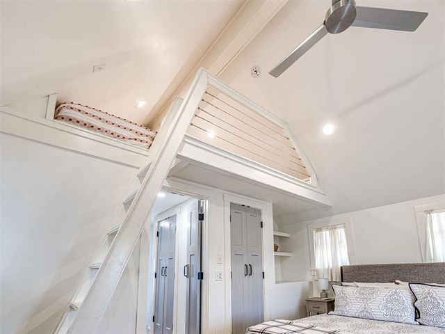 41 Redbud Street C, Carlton Landing, OK 74432