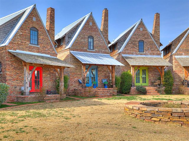 41 Redbud Street C, Carlton Landing, OK 74432