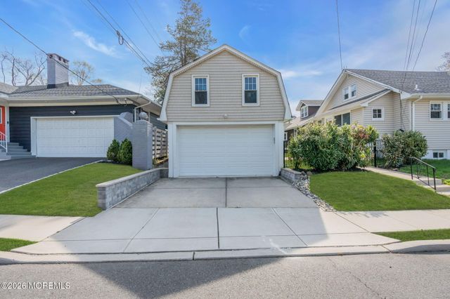 115 Grassmere Avenue N, Interlaken, NJ 07712