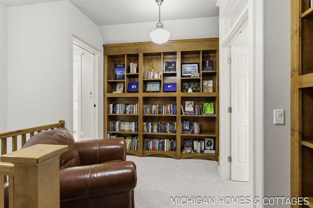 5484 Lakeshore Avenue, Port Sheldon Twp, MI 49424