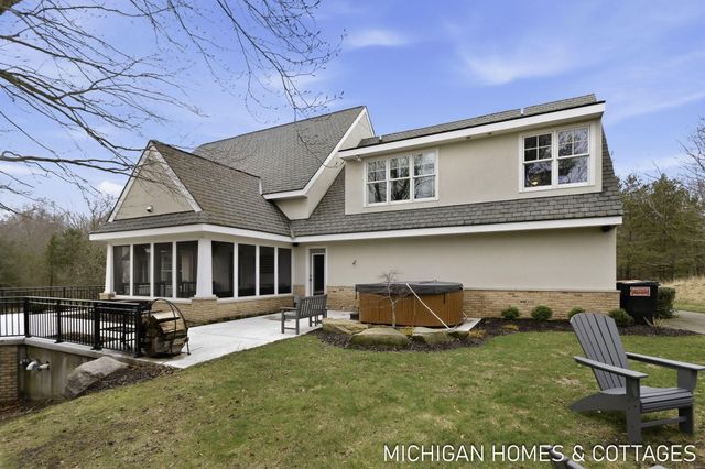 5484 Lakeshore Avenue, Port Sheldon Twp, MI 49424