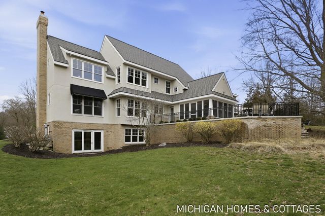 5484 Lakeshore Avenue, Port Sheldon Twp, MI 49424
