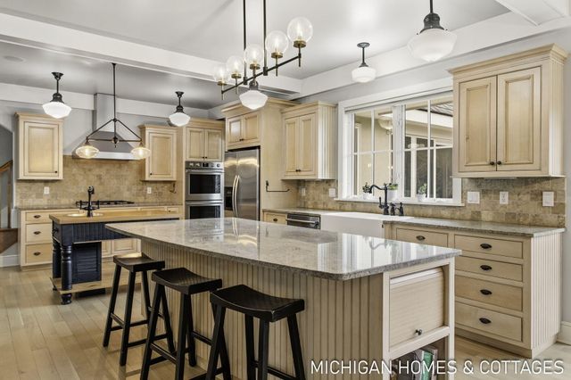 5484 Lakeshore Avenue, Port Sheldon Twp, MI 49424