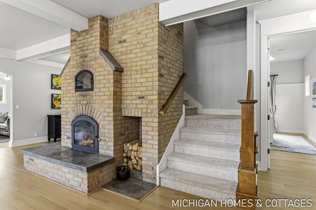 5484 Lakeshore Avenue, Port Sheldon Twp, MI 49424