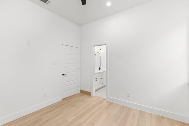 5903 Doolittle Blvd, Houston, TX 77033