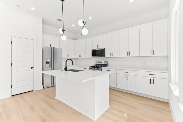 5903 Doolittle Blvd, Houston, TX 77033