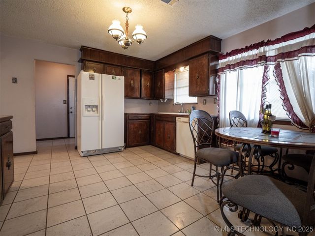 13221 E Highway 3 Highway, Atoka, OK 74525