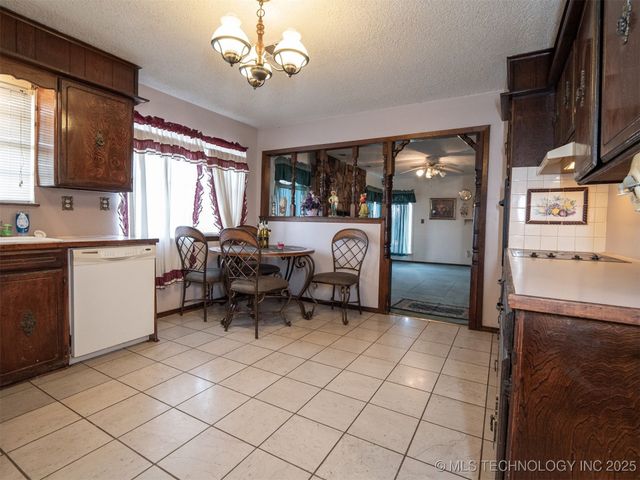 13221 E Highway 3 Highway, Atoka, OK 74525