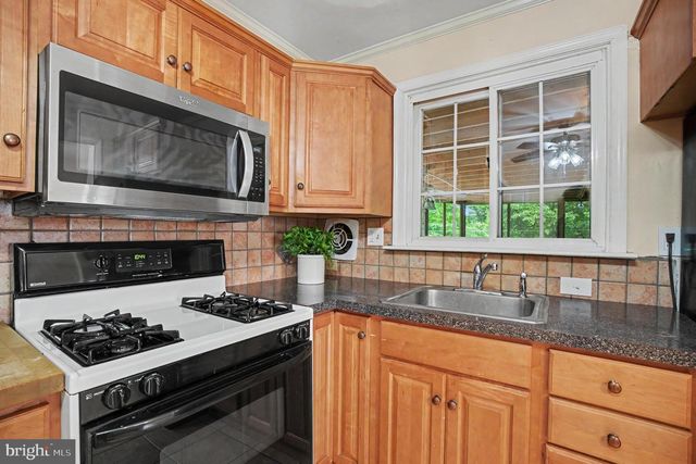 12 CHESHIRE CIRCLE, Broomall, PA 19008