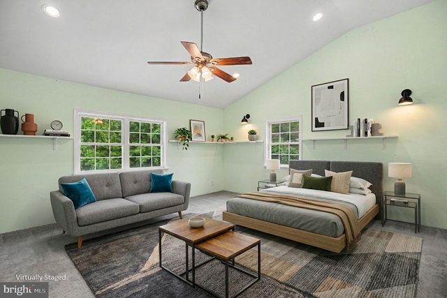 12 CHESHIRE CIRCLE, Broomall, PA 19008