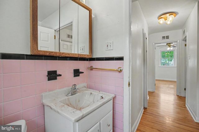 12 CHESHIRE CIRCLE, Broomall, PA 19008