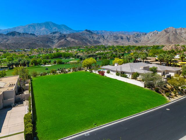 79585 Tom Fazio Lane N 44, La Quinta, CA 92253