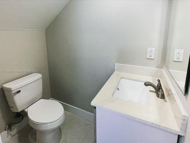 728 NW 2nd Ave, Fort Lauderdale, FL 33311