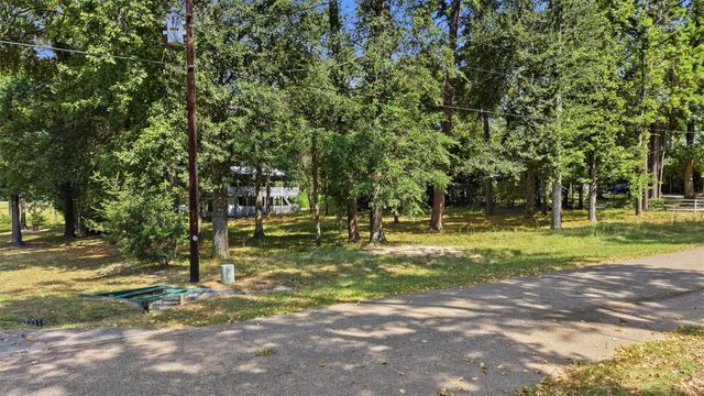 15139 Dogwood Lane, Conroe, TX 77303