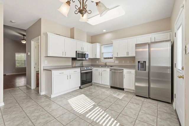 10223 Dandyline Way, Tomball, TX 77375