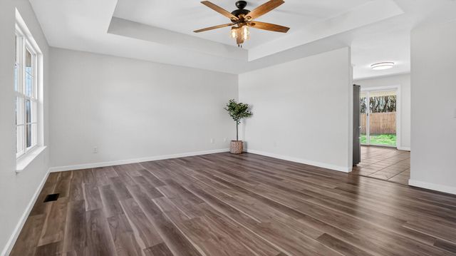 3120 E Marshall Street, Republic, MO 65738