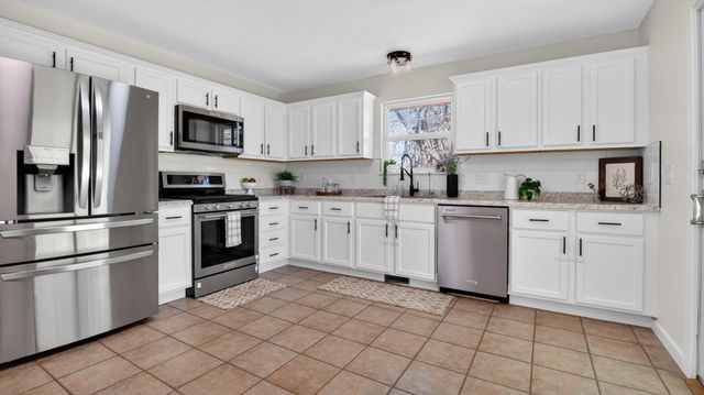 3120 E Marshall Street, Republic, MO 65738