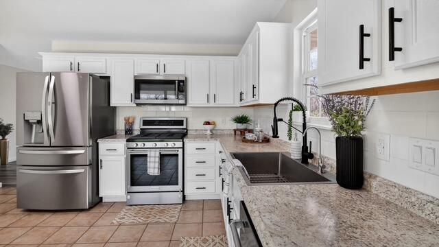 3120 E Marshall Street, Republic, MO 65738