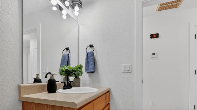 3120 E Marshall Street, Republic, MO 65738