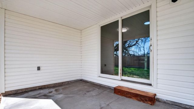 3120 E Marshall Street, Republic, MO 65738