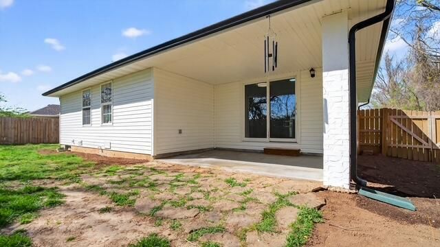 3120 E Marshall Street, Republic, MO 65738