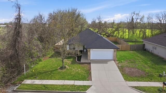 3120 E Marshall Street, Republic, MO 65738