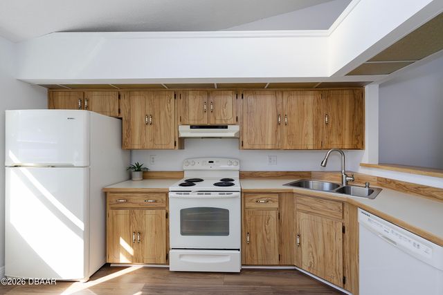 931 Meadow View Dr Apt A, Port Orange, FL 32127